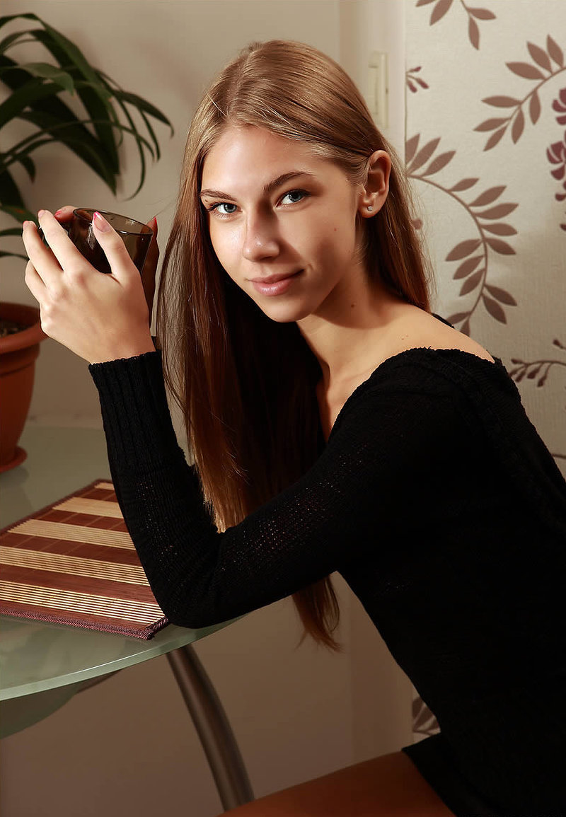 Ната, 24
